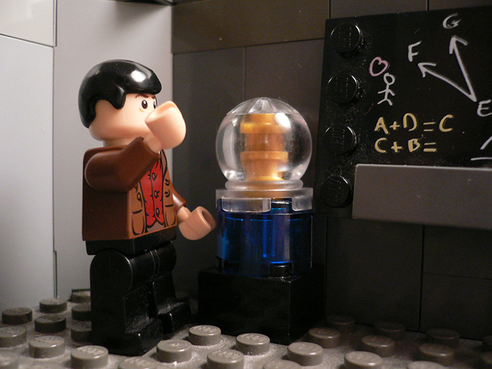 LEGO MOC - Because we can! - Nikola Tesla: Какая-то катушка - Тесла оставил на память