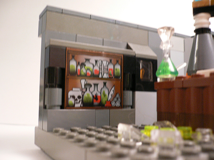 LEGO MOC - Because we can! - Nikola Tesla: Шкаф с колбами.