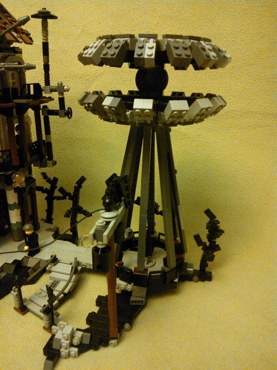 LEGO MOC - Because we can! - Wireless Electricity: Башня ретранслятор и выжженные разрядами деревья