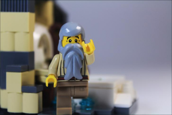 LEGO MOC - Because we can! - 'Eureka!'