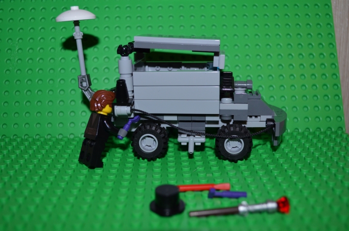 LEGO MOC - Steampunk Machine - 'Автомобиль 19 века ': -Что-то тут не так, ну ничего, починю.<br />
Спасибо вам за внимание, пока!