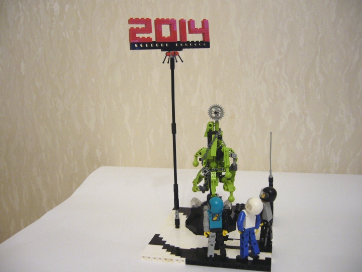 LEGO MOC - New Year's Brick 2014 - Встреча Нового Года в Кибер-мире: Это Кибер-таймер возвещал о наступлении Нового 2014 Года в измерении Y!