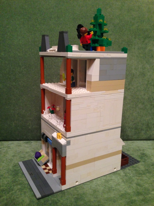 LEGO MOC - New Year's Brick 2014 - Прекрасный Новогодний Домик): Еще один вид дома,но с другого ракурса.