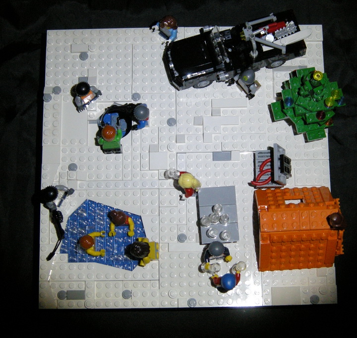 LEGO MOC - New Year's Brick 2014 - Новый год у лунки.: Они приехали на место, сделали прорубь, поставили  палатку, просверлили лунки для рыбной ловли и стали готовиться к встрече Нового года.<br />
<br />
