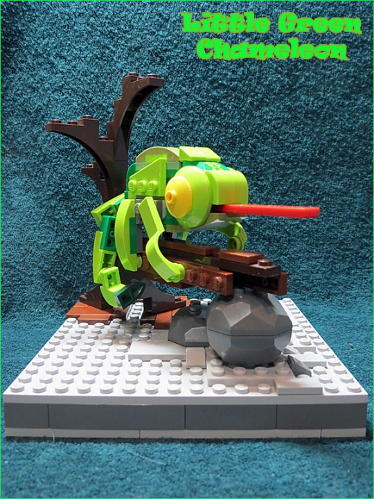 LEGO MOC - 16x16: Animals - Little Green Chameleon: Мы застали нашего друга в момент отдыха и он согласился продемонстрировать нам все свои особенности.