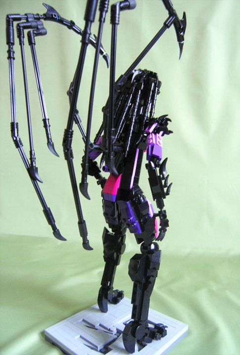 LEGO MOC - 16x16: Character - Sarah Kerrigan Queen of Blades