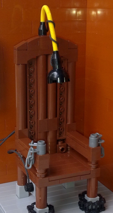 LEGO MOC - 16x16: Technics - Electric Chair