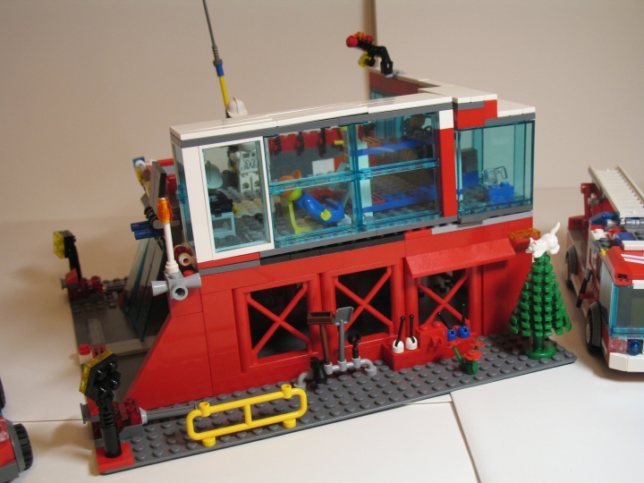LEGO MOC - LEGO Architecture - Дом для пожарников