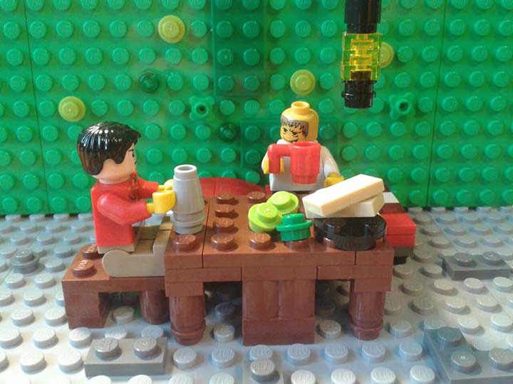 LEGO MOC - Конкурс «Советское кино» - Вечер  в дворницкой из фильма 'Двенадцать стульев': Тот же кадр, но в другой реальности LEGO