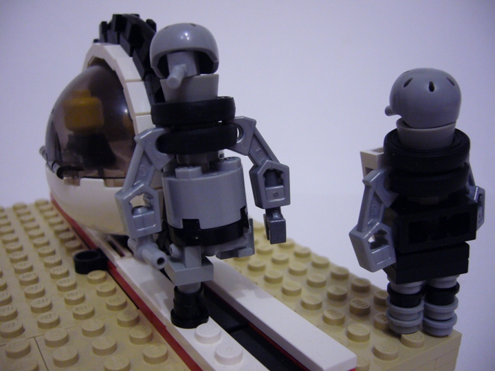LEGO MOC - Конкурс «Советское кино» - Оригинальный запуск: Деффектные роботы - они единственные кто уцелеет, после того как ребята выведут из строя энергостанцию.