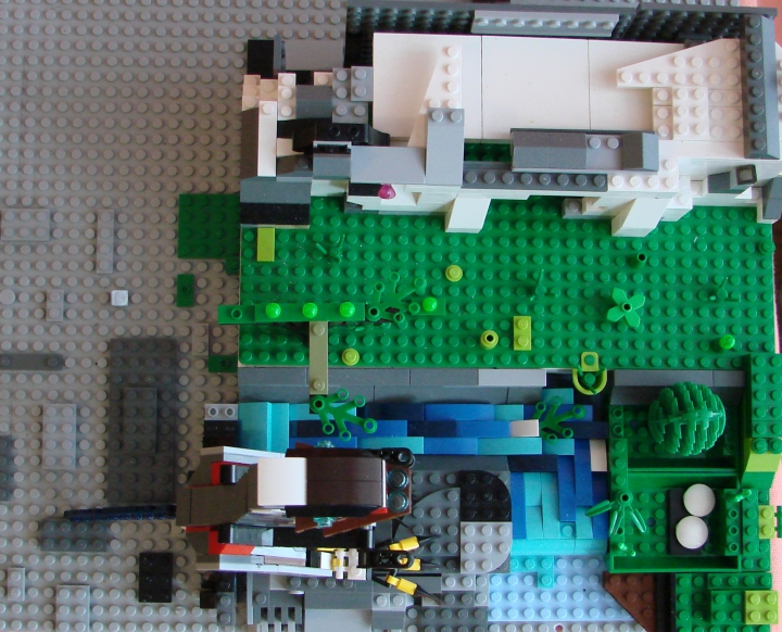 LEGO MOC - Jurassic World - Пожар!: Общий вид сверху (до пожара).