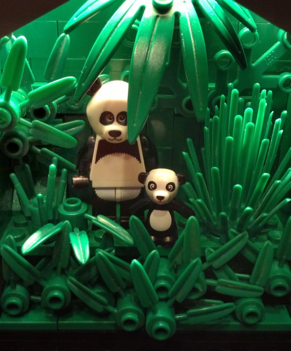LEGO MOC - Jurassic World - A new exhibit in the city museum: Ailuropoda melanoleuca- is a bamboo bear one of the rarest endangered animals, registered in the International Red Book.