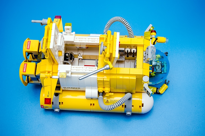 LEGO MOC - Submersibles - FLOUNDER EX-1: Отсеки