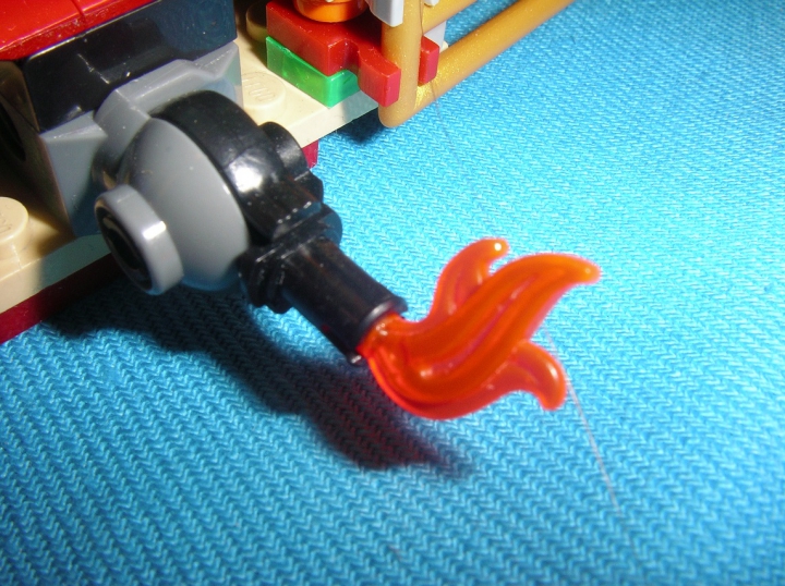 LEGO MOC - Submersibles - Пвпл-первая военная подводная лодка: Мощный двигатель.