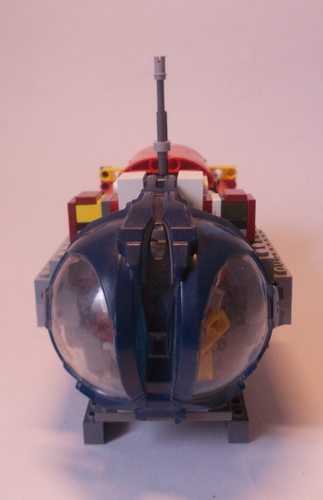 LEGO MOC - Submersibles - Батискаф: Вид спереди