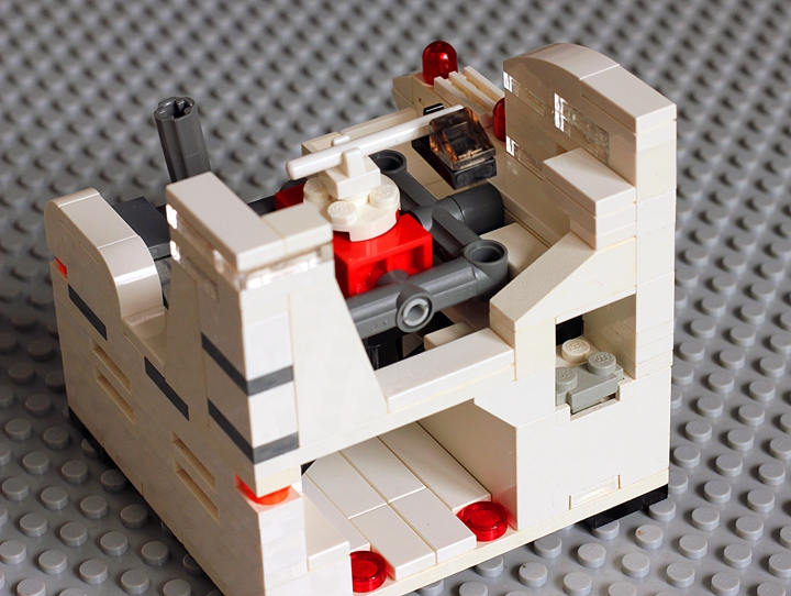 LEGO MOC - Battle of the Masters 'In cube' - Cosmonaut Training Centre: Мостик убран