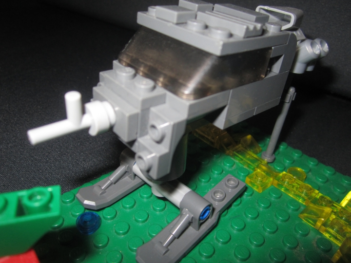 LEGO MOC - Инопланетная жизнь - Mealon-43: Космический корабль 'Ре-22'