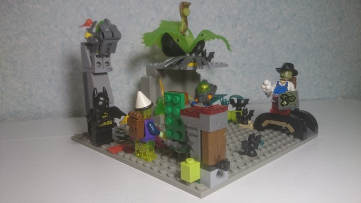 LEGO MOC - Инопланетная жизнь - Легофар: здесь мы видим бэтмена и двух путешественников