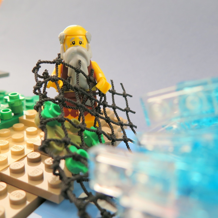 LEGO MOC - Russian Tales' Wonders - The Tale of the Fisherman and the Fish: Раз он в море закинул невод и пришел невод с одною тиной.<br />
