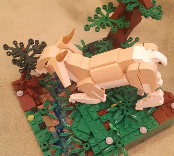 LEGO MOC - Fantastic Beasts And Who Dreams Of Them - Eared doe: Ну и еще один ракурс напоследок.