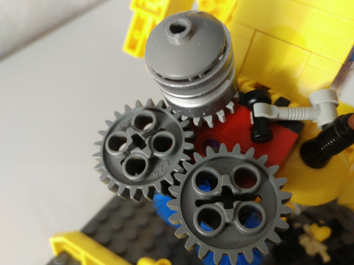 LEGO MOC - 16x16: Mech - MCW-300
