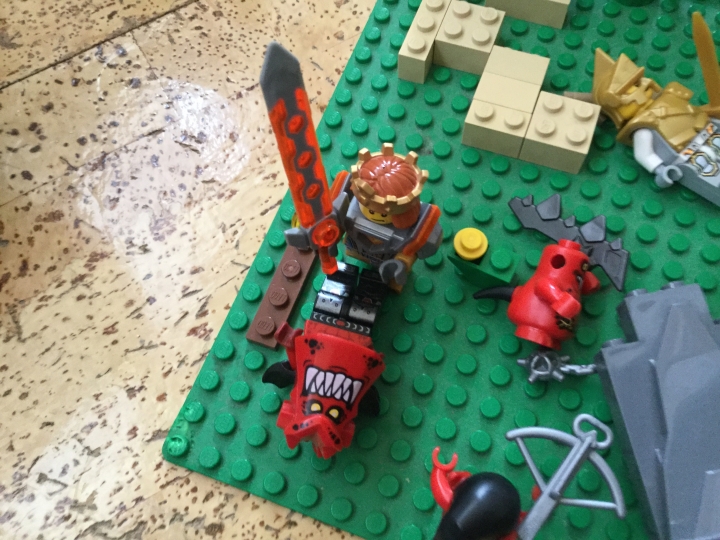 LEGO MOC - Младшая лига. Конкурс 'Средневековье'. - Рассказ битва у знахаря : (Кваркин) Вам конец! где замок гоблинов?!