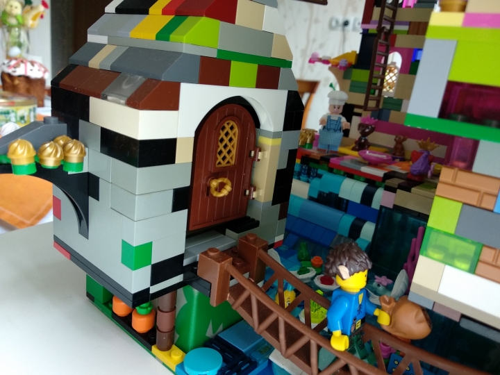 LEGO MOC - Младшая лига. Конкурс 'Средневековье'. - Замок с мельницей: Мельник и мельница