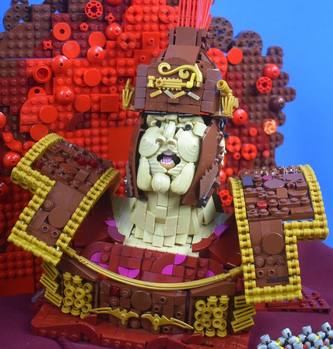 LEGO MOC - Младшая лига. Конкурс 'Средневековье'. - Ор на весь SPQR: <br><p align=left></i><br />
Горло в этот раз попробовал сделать с наклоном вперёд, который на фото не сильно виден. В кой то веки хотел сделать двухстороннюю самоделку, однако часть с волосами и ухом очень глубоко ушли внутри и не позволили бы такой же конструкции с другой стороны без выпирания из под шлема, что неприемлемо для короткой стрижки. Либо мне нужен римлянин-хипстер.