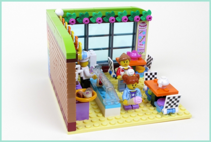 LEGO MOC - LEGO-конкурс 16x16: 'Все работы хороши' - Кафе 'Вкусно, как дома': Довольные покупатели