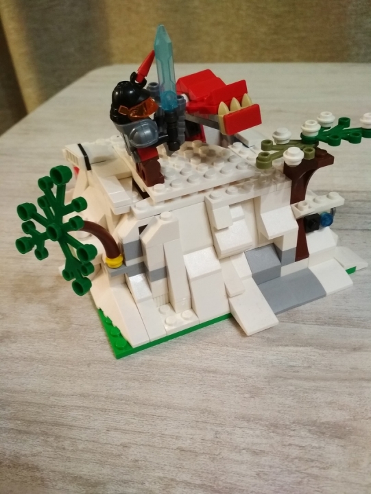 LEGO MOC - LEGO-конкурс 16x16: 'Иллюстрация' - Рыцарь Ник