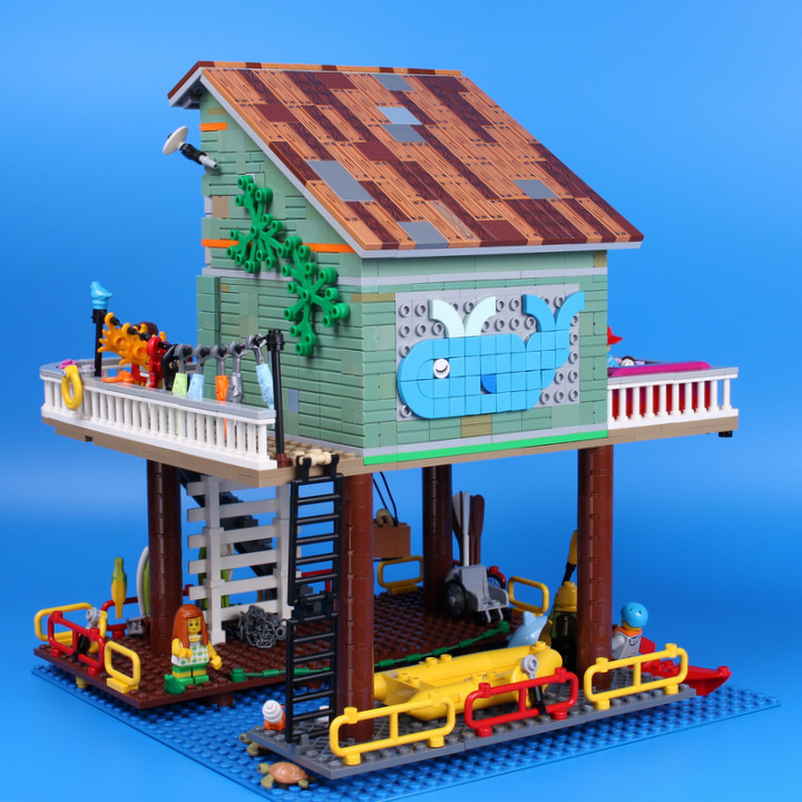 LEGO MOC - LEGO-конкурс 'Светлое будущее' - Всё у нас прекрасно!: В 'подвале' будет пристань для всяких лодок, лодочек, катеров, каяков, плотов, катамаранов и всего что сможет туда заплыть