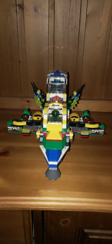 Insectoids-humanoids UFO Starfighter - 2000-x2
