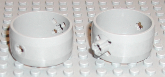 Bricker - Part LEGO - 2745 Cylinder 4 x 4 x 1 2/3 with Axle Holes