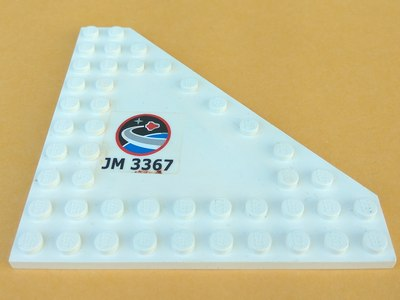 Bricker - Part LEGO - 92584pb001R Wedge, Plate 10 x 10 Cut Corner with no  Studs in Center with Space Center Logo and 'JM 3367' Pattern Model Right  Side (Sticker) - Set 3367