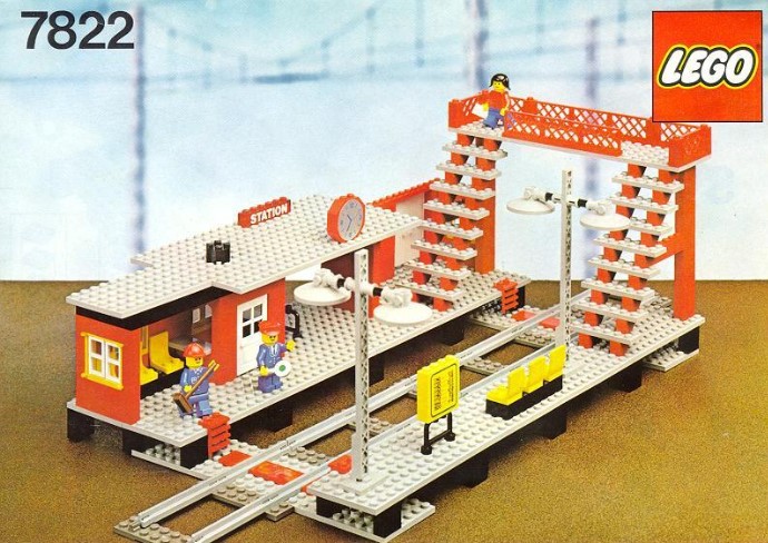 Bricker - Construction Toy by LEGO 7822 Railway Station