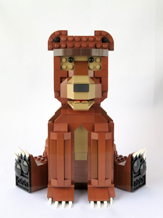 LEGO MOC - 16x16: Animals - Bruin: Ну, вот я и готов. Это так я смотрюсь спереди.