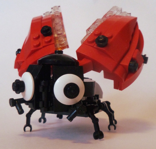 LEGO MOC - 16x16: Animals - Ladybug: Расправляет крылышки, готовится взлететь.(Вполне возможно, что полетит она за хлебом)).