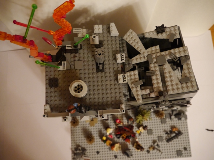 LEGO MOC - New Year's Brick 3015 - Новогодняя ночь 3015: Он же с высоты птичьего полета.