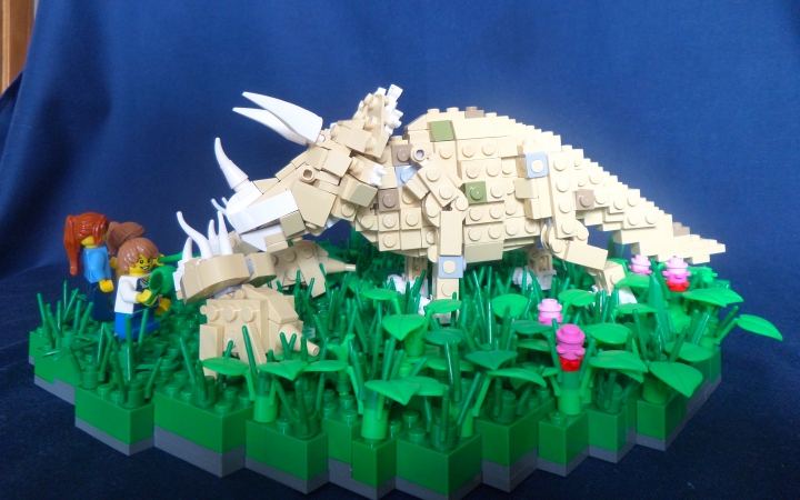 LEGO MOC - Jurassic World - Встреча с трицератопсами: Всем добра!)<br />
Спасибо за внимание!