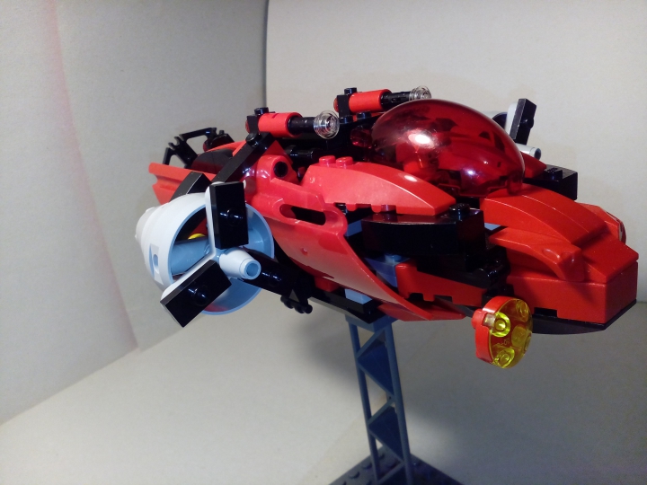 LEGO MOC - Submersibles - Исследователь неведомых нам глубин: Вот и прожектор.Сзади кабины находятся два небольших фонаря для освещения пространства перед аппаратом.<br />
 Благодарю за внимание! Очень надеюсь,что работа вам понравится.
