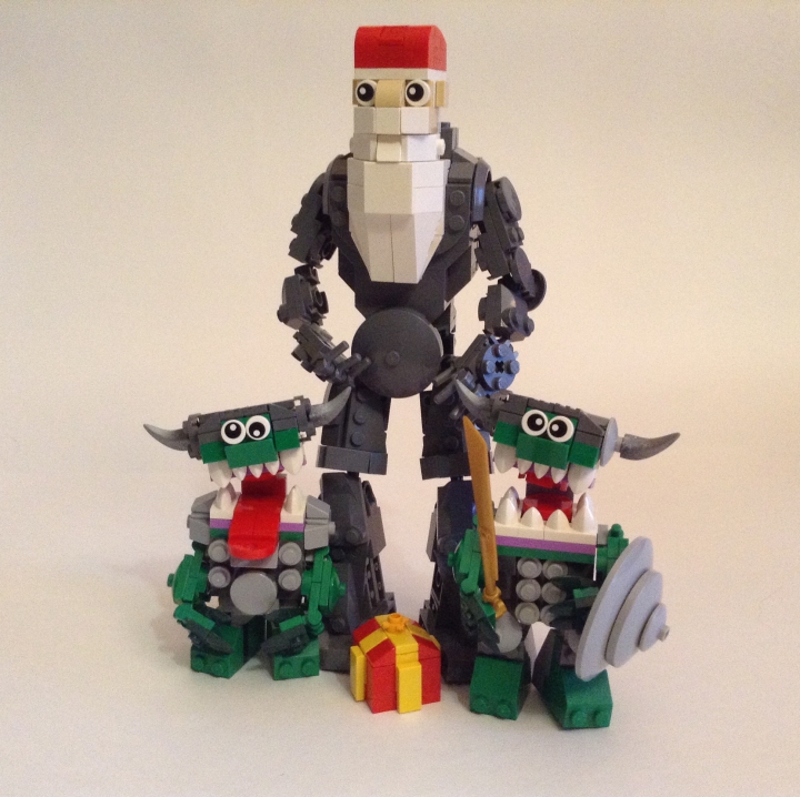 LEGO MOC - New Year's Brick 2017 - Операция 'Много подарков для Оркомикселей': Рыцарь из клана Дедов Морозов вручил подарок для Горка и Морка