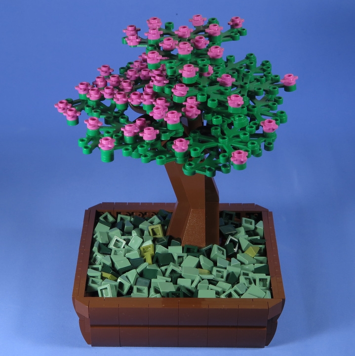 LEGO MOC - 16x16: Botany - Цветущая Сакура (бонсай): С другой стороны тоже помещается.<br />
<br><br><br />
Надеюсь, Сакура хоть немножко порадовала Вас этой ветреной весной.