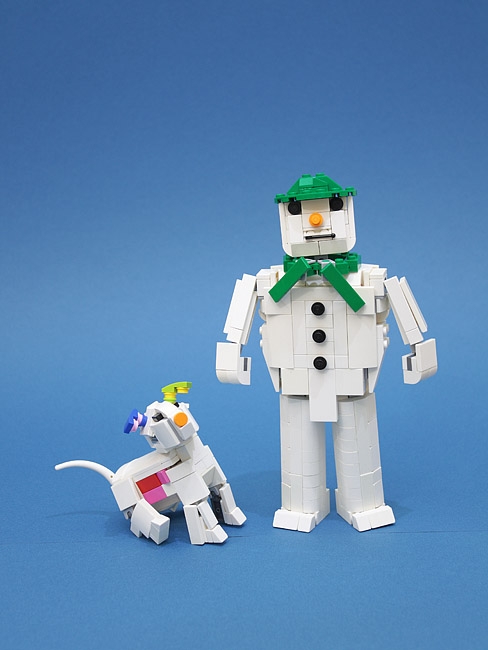 LEGO MOC - New Year's Brick 2020 - The snowman and the snowdog.