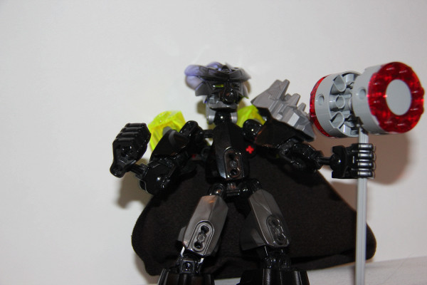 Комно, житель Окото.