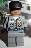 LEGO bat019 Arkham Asylum Guard, Dark Flesh Head, Black Cap