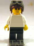 LEGO fst011 FIRST LEGO League Climate Connections Skier Male White Top, Brown Helmet