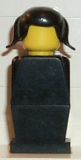 LEGO old032 Legoland Old Type - Black Torso, Black Legs, Black Pigtails Hair